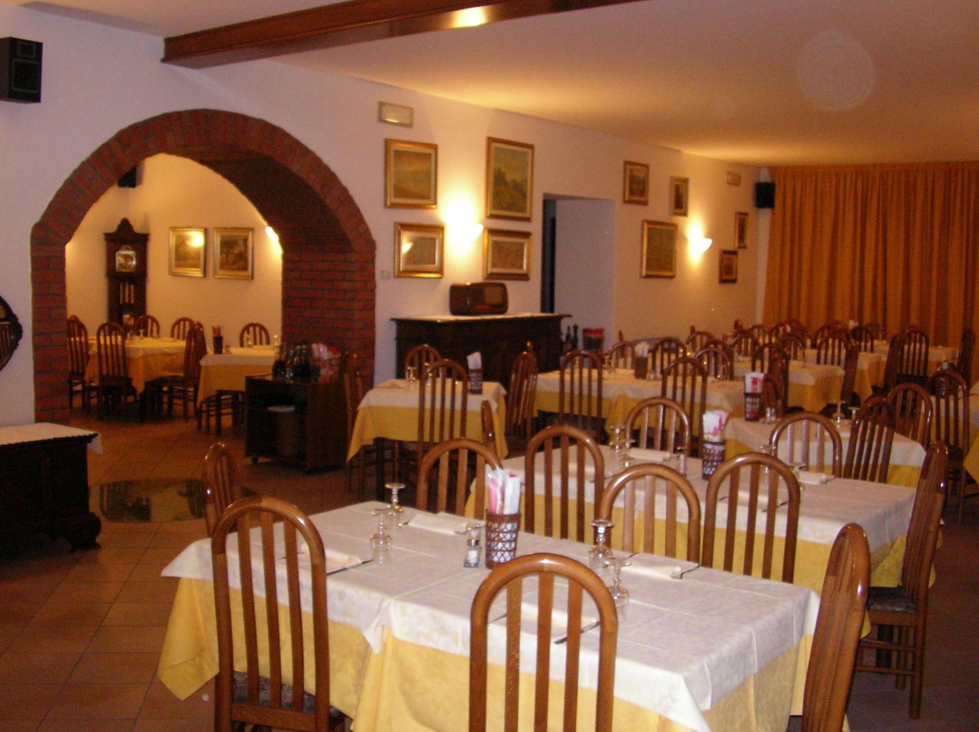 Hotel La Pergola Moniga del Garda Exterior foto